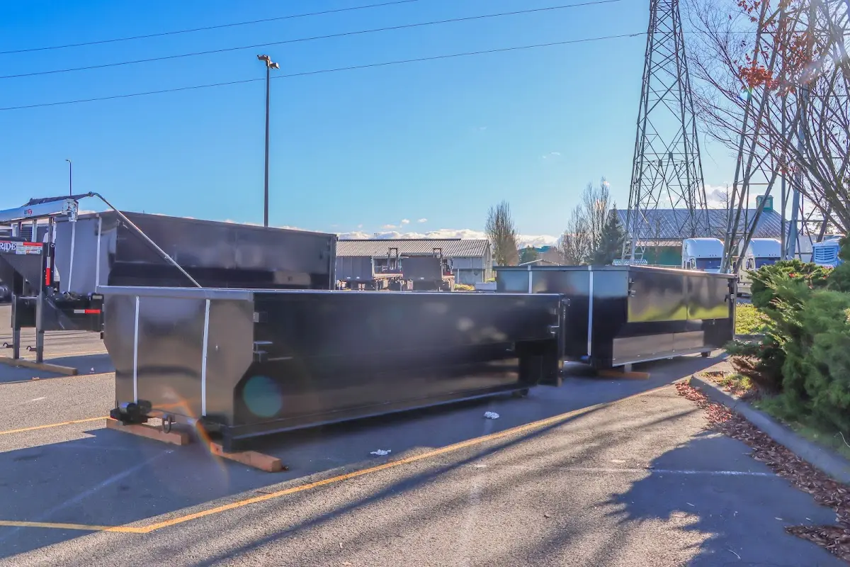 Professional dumpster rental and junk removal service in Ralpho